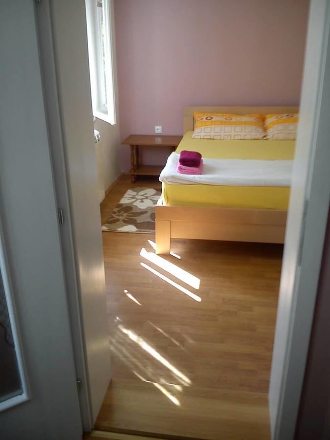 Apartment Holiday Vrnjacka Banja Exterior photo